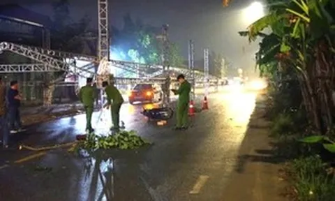 Khởi tố người dựng rạp cưới lấn chiếm lòng đường