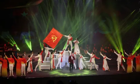 ‘Với Đảng vẹn toàn niềm tin yêu’-chương trình nghệ thuật đặc biệt hướng tới Đại hội Đảng XIV