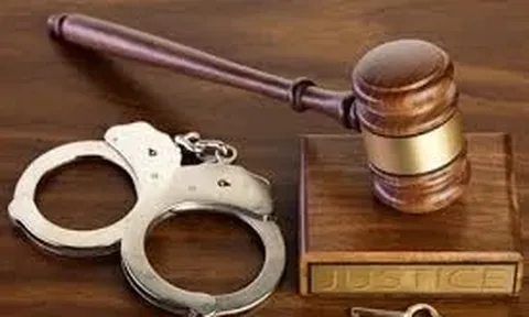 Kẻ sát hại bé gái 13 tuổi phi tang xuống vuông tôm ở Cà Mau bị khởi tố