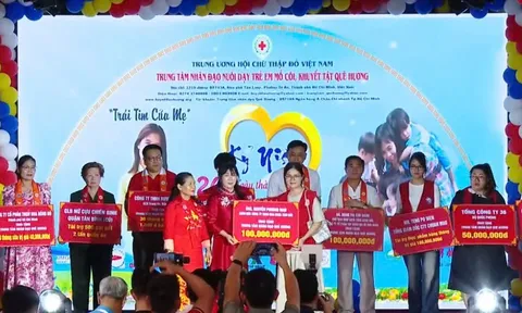 Kỷ niệm 24 năm ngày thành lập Trung tâm Nhân đạo Quê Hương