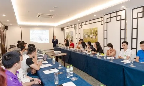 Triệu phú tự thân tuổi 28: Nếu không dám làm sao bạn có thể vươn tới thành công?