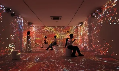 LIT - BẬT SÁNG: Cảm hứng sáng tạo giao thoa nghệ thuật cùng công nghệ