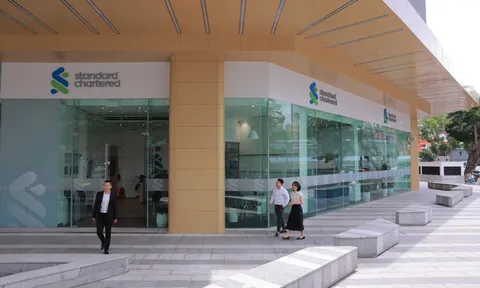 Standard Chartered tôn vinh lịch sử lâu đời và tái khẳng định cam kết thúc đẩy phát triển tại Việt Nam