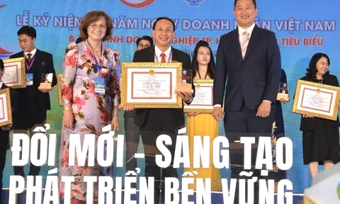 Vina CHG nhận giải thưởng kép tại Lễ tôn vinh Doanh nghiệp, Doanh nhân TP.HCM tiêu biểu năm 2024