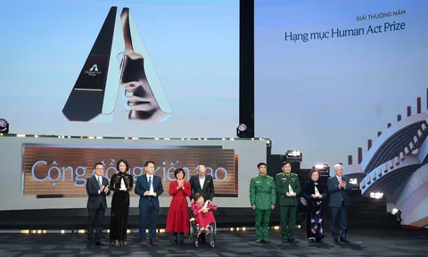 Nescafé Plan được vinh danh ở hạng mục cao nhất  “Giải thưởng năm” Human Act Prize 2024