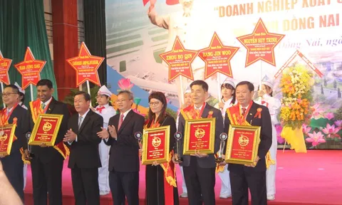 Agribank Đồng Nai được tôn vinh 'Doanh nghiệp xuất sắc' năm 2019