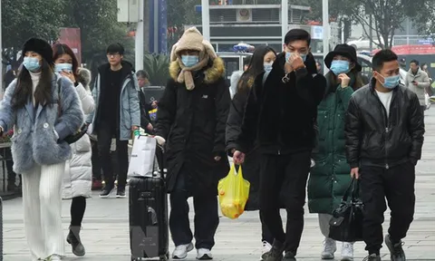 Khuyến cáo công dân hạn chế tối đa đi lại giữa các nước và về Việt Nam