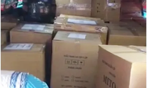 Thu giữ hơn 400.000 khẩu trang không có hóa đơn chứng từ