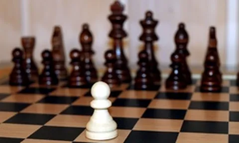 Cờ vua là môn thể thao... kỳ thị sắc tộc nhất?