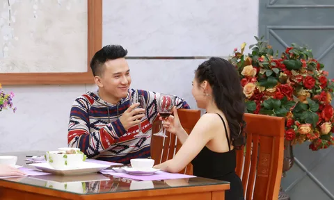 Lê Lộc bấn loạn trước trai đẹp Khắc Minh