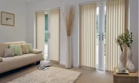 Rèm cửa trang trí phòng khách thông dụng nhất hiện nay