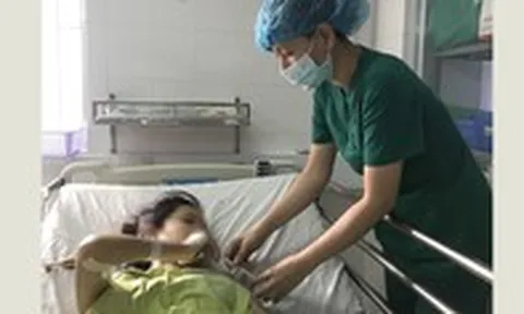 Trong 15 phút phẫu thuật cứu sống sản phụ mắc 2 bệnh tim nặng