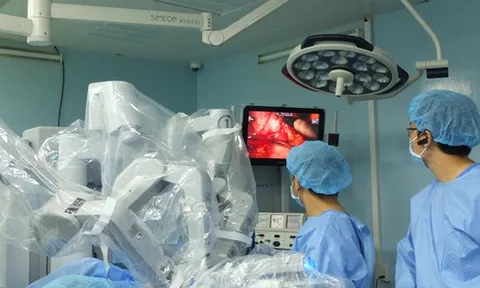 Phát triển kỹ thuật chuyên sâu, chăm sóc tốt sức khỏe người dân