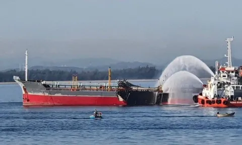 Nổ tàu chở dầu ở Quảng Ngãi, một người mất tích