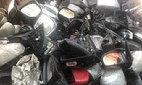 Triệt phá nhóm trộm gương ô tô