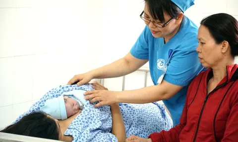 Thay đổi nhận thức về nuôi con bằng sữa mẹ