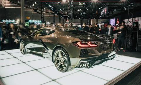 Chevrolet dừng nhận đơn đặt hàng Corvette C8 2020 đến 21/5