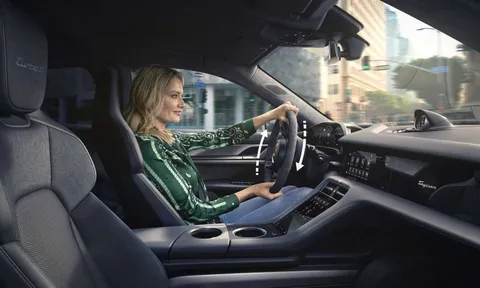 Porsche công bố những nâng cấp cho Taycan 2021