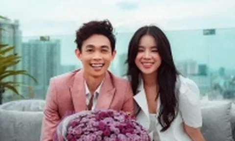 Diễn viên Hồng Thanh và DJ Mie cực tình cảm trong Ở Nhà vui mà