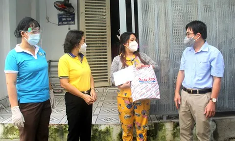 Cái tình đến kịp lúc