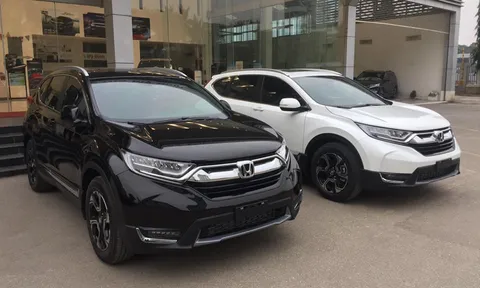 Giá xe Honda CR-V giảm kịch sàn, không cho Mazda CX-5 cơ hội vượt mặt