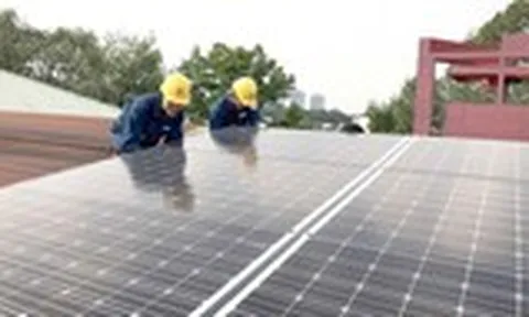 Đẩy mạnh phát triển điện mặt trời áp mái và năng lượng tái tạo