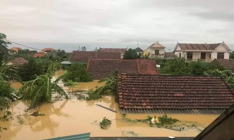 Quảng Bình: Còn hơn 95.000 nhà dân chìm trong biển nước