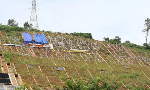 Vụ chi hơn 10 tỷ đồng lắp khẩu hiệu 11 chữ: UBND tỉnh Hòa Bình yêu cầu làm rõ trước ngày 30/9