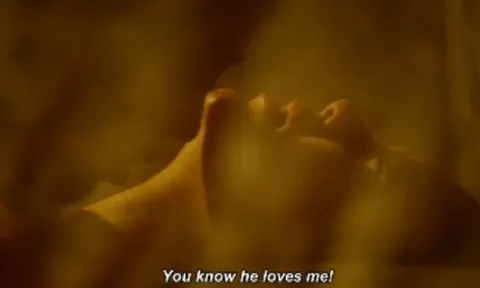 Sao Việt dở khóc dở cười khi đóng cảnh 'phòng the'