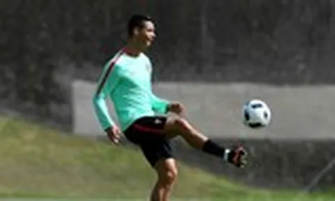 Ronaldo phá vỡ quy định cách ly ở Madeira?