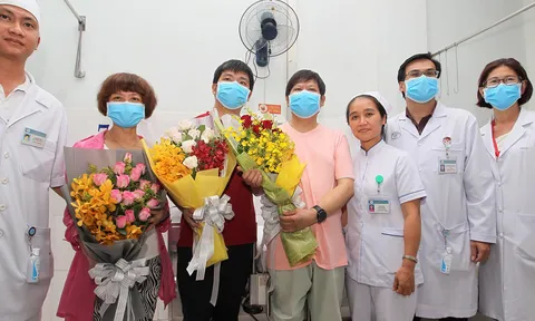 Những “chiến binh áo trắng”