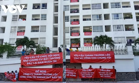 Cần giải pháp tháo gỡ tình trạng "khát" sổ hồng tại các chung cư ở TP HCM