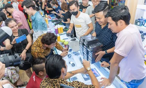 Người dùng quan tâm như thế nào đến thị trường iPhone 12 chính hãng?