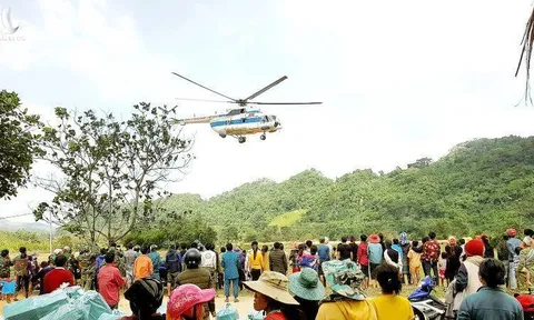 Vừa khắc phục, vừa phòng chống bão mới