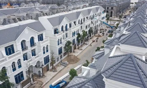 Thị trường nhà liền thổ: Giá bán sơ cấp tiếp tục tăng