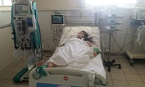 Bệnh viện Trung ương Huế cứu sống nữ sinh viên 9 lần ngưng tim rồi hôn mê sâu