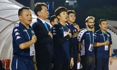 HLV Chung Hae-song: “Tôi đang làm việc cùng tập thể rất chuyên nghiệp”