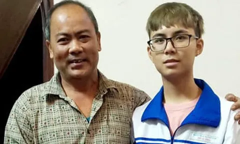 Hà Nội: Học sinh nhặt được gần 100 triệu đồng đăng lên mạng xã hội tìm người đánh rơi