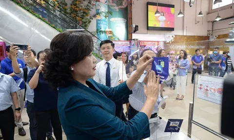 Dán nhãn “Thanh toán không tiền mặt” cho nhiều điểm bán hàng