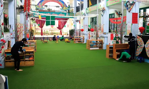 Giáo viên Hà Nội sáng tạo nhiều cách dạy trực tuyến mới cho học sinh