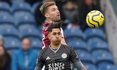 Burnley - Leicester City 2-1: Jamie Vardy sút hỏng phạt đền, Bầy cáo thua ngược