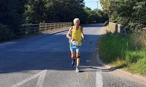 Cụ ông 76 tuổi chạy 800 marathon, gần bằng một vòng Trái đất