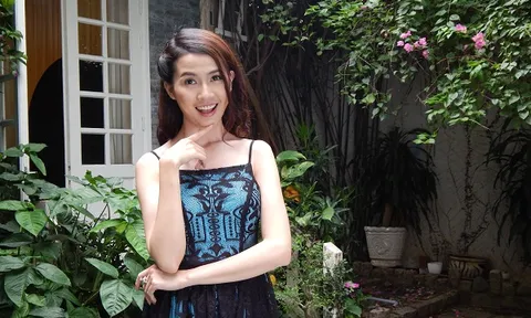 Đầu năm mới, Top 5 Hoa Hậu Việt Nam 2012 Phan Thị Mơ mong muốn tìm được Soái Ca.