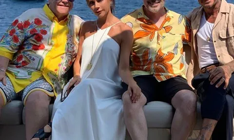 David Beckham khoá môi vợ ngọt ngào, xoá tan tin đồn ly hôn