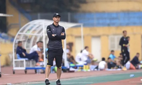 HLV Vũ Như Thành thanh lọc gần hết đội hình Phú Thọ