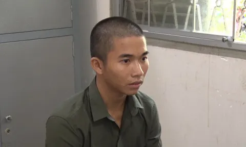 Vác dao xông vào nhà dân cướp tài sản