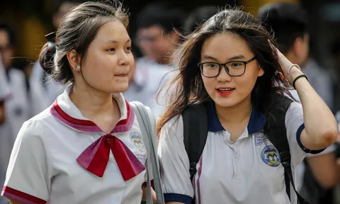 2.000 thí sinh được tuyển thẳng vào Đại học Kinh tế TP HCM