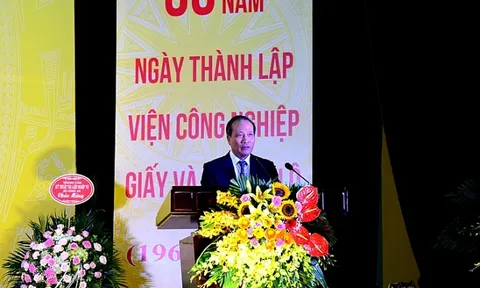 "Viện Công nghiệp giấy và Xenluylo là đơn vị nghiên cứu đầu ngành trong lĩnh vực công nghiệp giấy Việt Nam"