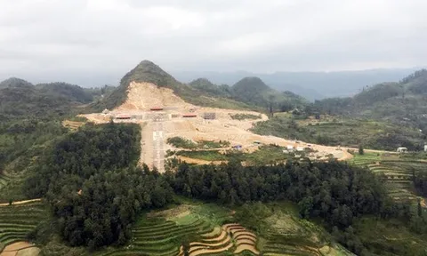 Tạm đình chỉ dự án Khu du lịch sinh thái, văn hóa tâm linh Lũng Cú