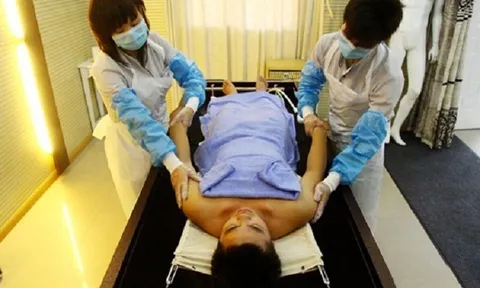 Những ngành học bị chê cười lại kiếm bộn tiền ở TQ